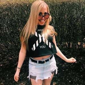 Meet your Posher, Raquel